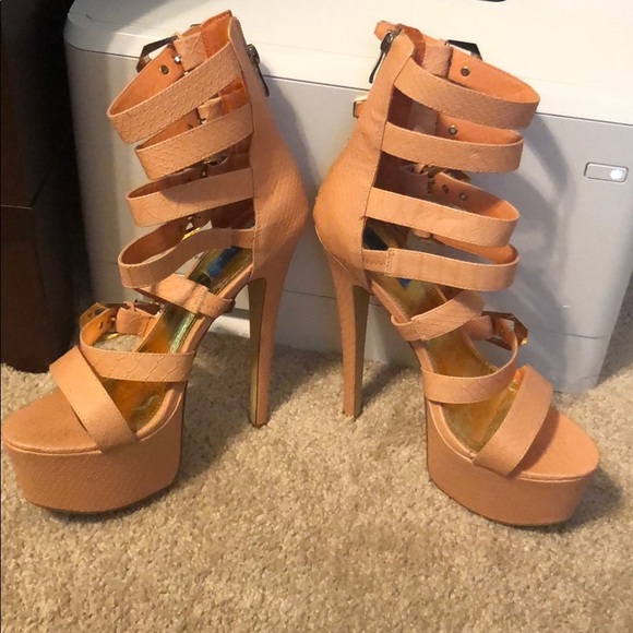 Penny Sue and the shoe guru size 8 1/2 - Picture 3 of 15